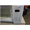 Image 3 : WHITE WHIRLPOOL OVER RANGE MICROWAVE