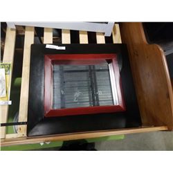 DECORATIVE MIRROR