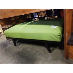 GREEN BENCH