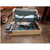 Image 1 : ROYAL BLUE SEWING MACHINE