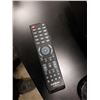 Image 7 : Insignia 42" LCD tv with remote