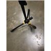 Image 2 : HERCULES GUITAR STAND
