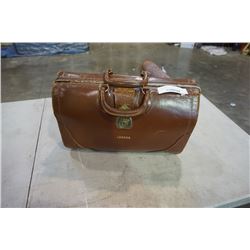 VINTAGE LEATHER CANADA BRIEF CASE