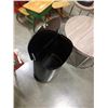 Image 3 : MID CENTURY TIN LAUNDRY HAMPER