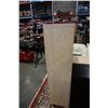 Image 3 : MAPLE CUBICLE SHELF