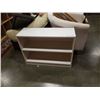 Image 1 : WHITE SHELF