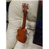 Image 4 : UNIVERSAL WORLDWIDE TRADING INC UKULELE