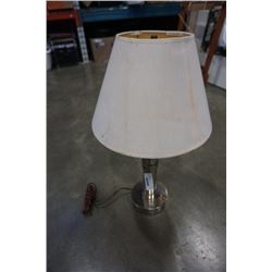 METAL TABLE LAMP
