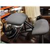 Image 2 : As new kneeling chair