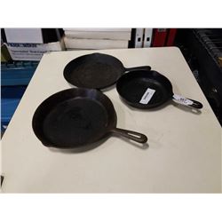3 CAST IRON FRYING PANS