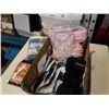 Image 2 : BOX OF SUPPORT BRACES AND EARBUDS