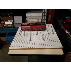 MOTOMASTER SCISSOR JACK AND PEG BOARD WITH HANGERS