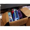 Image 4 : 4 BOXES OF KITCHEN ITEMS AND ESTATE GOODS