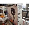 Image 3 : Floor fan in box