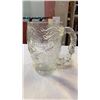 Image 14 : 2 oversized excaliber and stardust mugs
