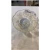 Image 7 : 5 GLASS AND CRYSTAL SERVING DISHES