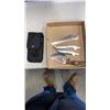 Image 1 : KNIFE WITH INTERCHANGEABLE BLADES - AXE HEAD, SAW BLADE
