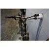 Image 2 : BLACK GIANT BIKE