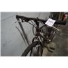 Image 2 : GREY SCHWINN BIKE
