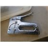 Image 5 : 5 PACKAGES N10 NAILS AND AERO STAPLER