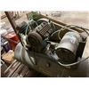 Image 2 : BLUE AIR KING 23 HORIZONTAL INDUSTRIAL AIR COMPRESSOR