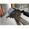 Image 2 : HEAVY DUTY METAL WELDING TABLE WITH NUMBER 6 VICE W120" X D40" X H35"