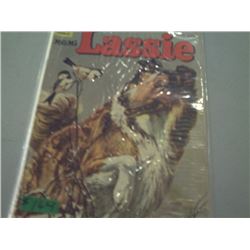 DELL COMICS   LASSIE