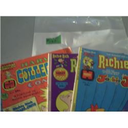 3 RICHIE RICH COMICS