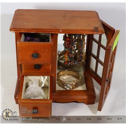 JEWELRY BOX WITH CONTENTS