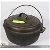 Image 1 : 10.5" CAST-IRON DUTCH OVEN WITH LID