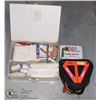 Image 1 : BUNDLE OF FIRST AID KITS AND A SET OF JUMPER