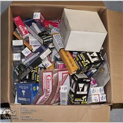 BOX OF ASSORTED LIGHT BULBS