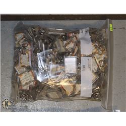 LARGE BAG OF KEYCHAINS