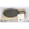 Image 1 : NEW CAST IRON SKILLET 14 X 7.5"
