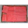 Image 1 : FLAT OF BATH TOWELS, HAND TOWELS, FACE CLOTHS