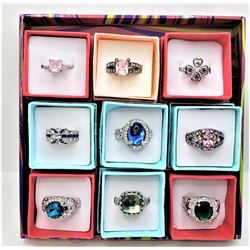10)  LOT OF 9 FASHION RINGS