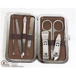 7 PIECE NAIL FILE KIT