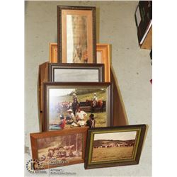 BOX WITH ESTATE COLLECTION OF VINTAGE