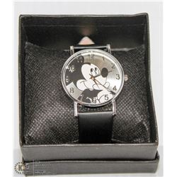 MICKEY MOUSE QUARTZ MOVEMENT WATCH