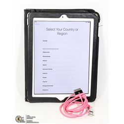 APPLE IPAD WITH CHARGER