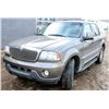 Image 3 : 2004 LINCOLN AVIATOR SUV