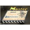 Image 1 : MASTER BIKE LOCK VINTAGE SIGN 13 X 10
