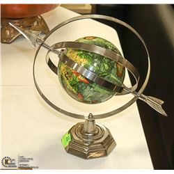 DECORATIVE DESKTOP GLOBE WITH METAL RINGS ON STAND