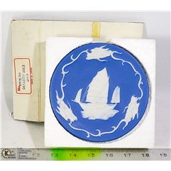 DECANTER WEDGEWOOD STYLE JAPAN FLASK BOAT '78