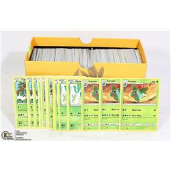 POKEMON SINGLES ABOUT 550 CARDS NO ENERGY CARDS
