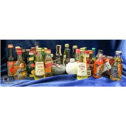 FLAT OF AIRPLANE BOTTLES CONSISTING OF 33 MIXED