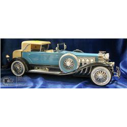 KENTUCKY STRAIGHT BOURBON WHISKEY 1934 DUESENBERG