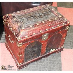 BROWN PALM TREE TRUNK WITH STUDS INLAY