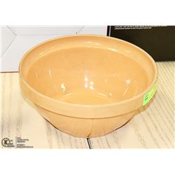 10” MEDALTA MIXING BOWL YELLOW GLAZE