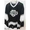Image 1 : LOS ANGELES KINGS JERSEY SIZE MEDIUM